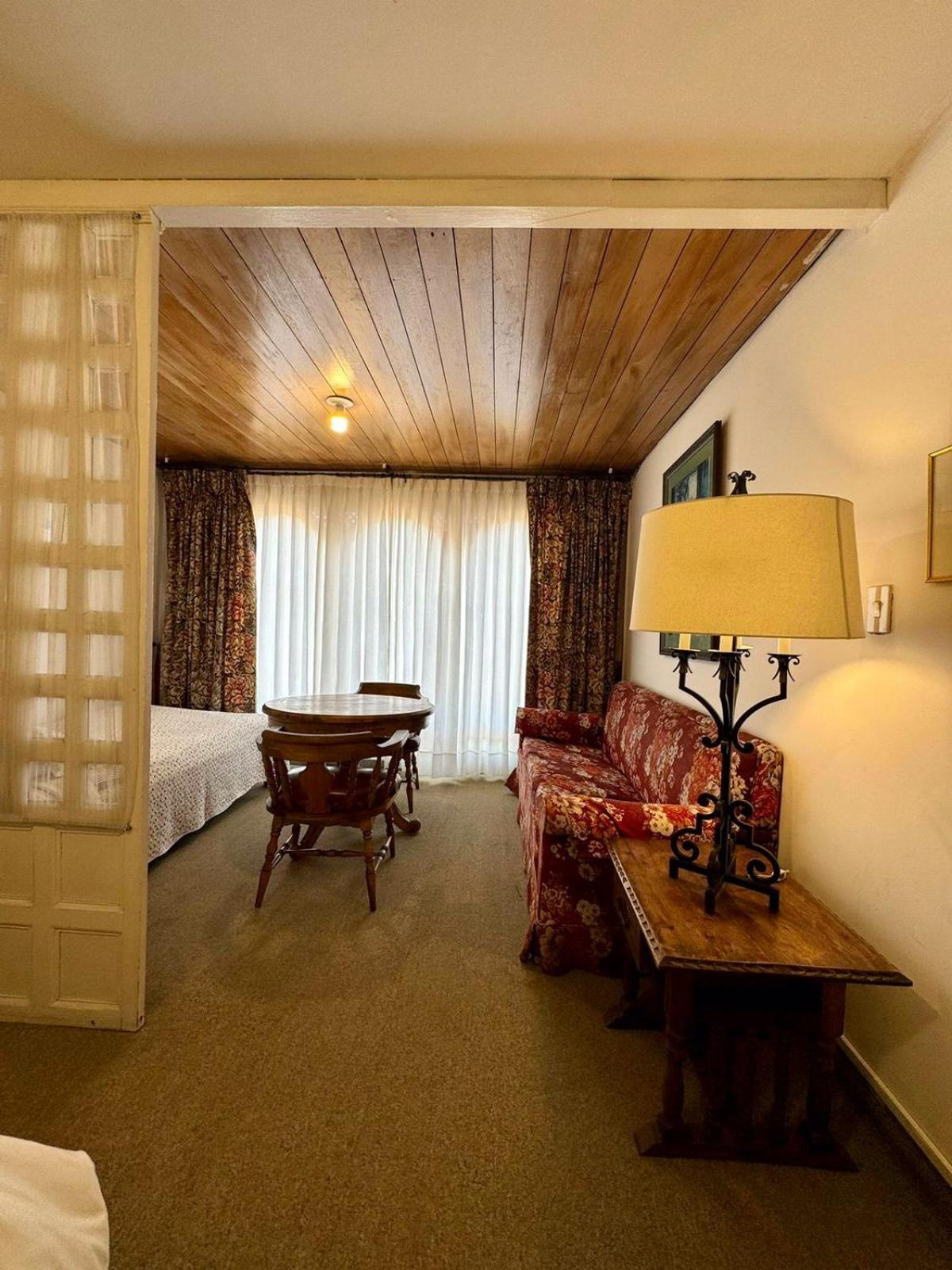 Hotel Puntalarga Nobsa Екстер'єр фото